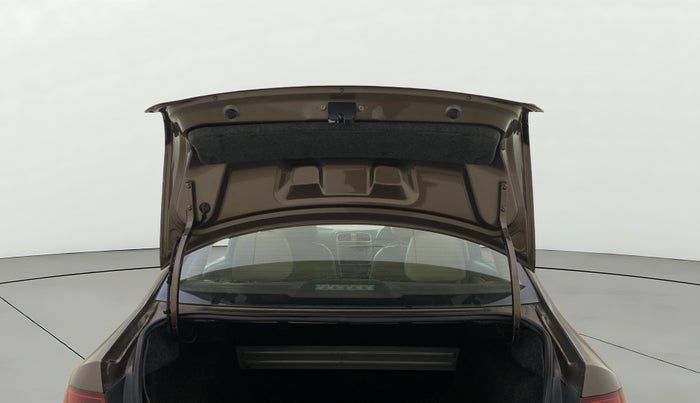 2015 Volkswagen Vento HIGHLINE PETROL AT, Petrol, Automatic, 51,090 km, Boot Door Open