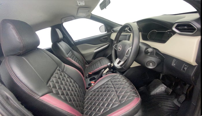 2024 Nissan MAGNITE  XE AMT EZ Shift, Petrol, Automatic, 15,857 km, Right Side Front Door Cabin