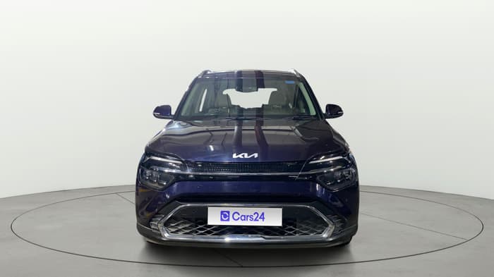 2023 KIA CARENS LUXURY PLUS 1.5 TURBO PETROL DCT 7 STR, Petrol, Automatic, 27,724 km, Front