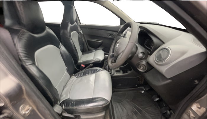 2018 Renault Kwid RXT 0.8, Petrol, Manual, 47,253 km, Right Side Front Door Cabin