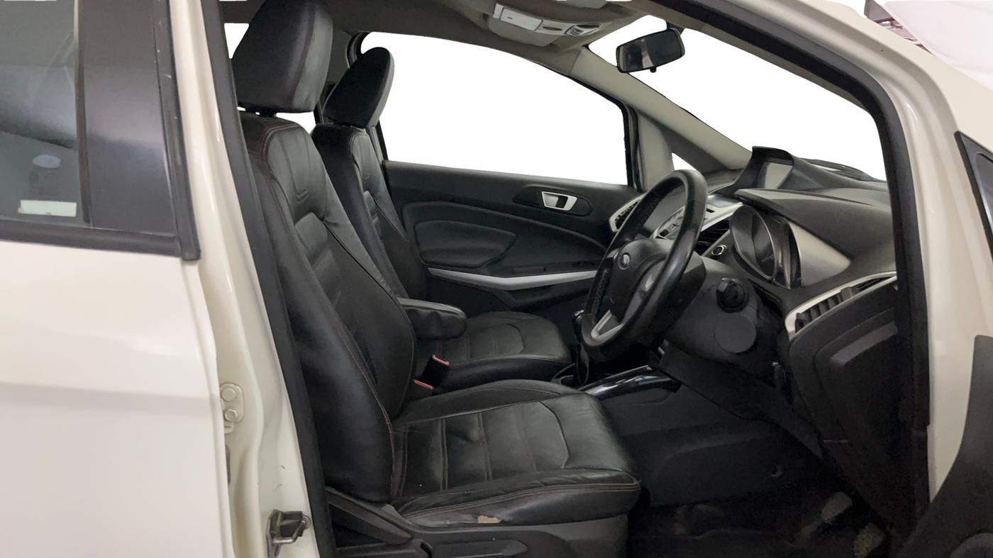 2014 Ford Ecosport TITANIUM 1.0L ECOBOOST, Petrol, Manual, 1,42,995 km, Right Side Front Door Cabin