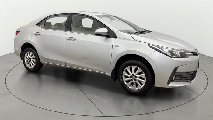 2017 Toyota Corolla Altis G CVT PETROL, Petrol, Automatic, 1,17,085 km, Right Front Diagonal