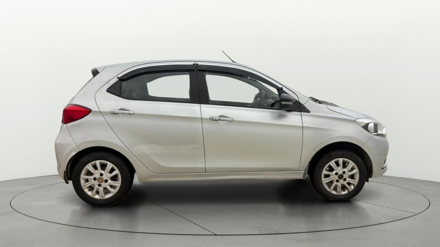 2016 Tata Tiago XZ PETROL, CNG, Manual, 67,634 km, Right Side View