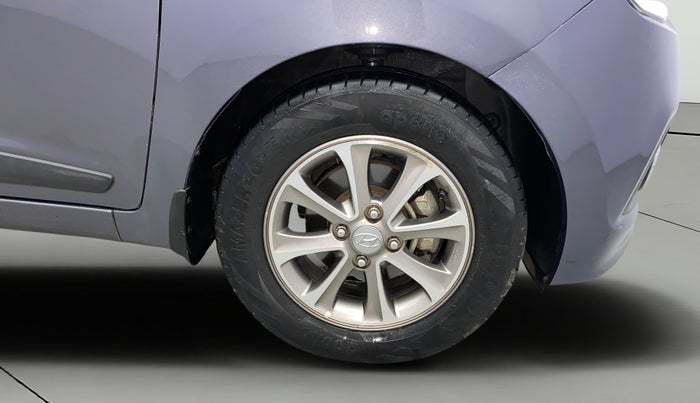 2016 Hyundai Grand i10 ASTA (O) AT 1.2 KAPPA VTVT, Petrol, Automatic, 79,667 km, Right Front Wheel