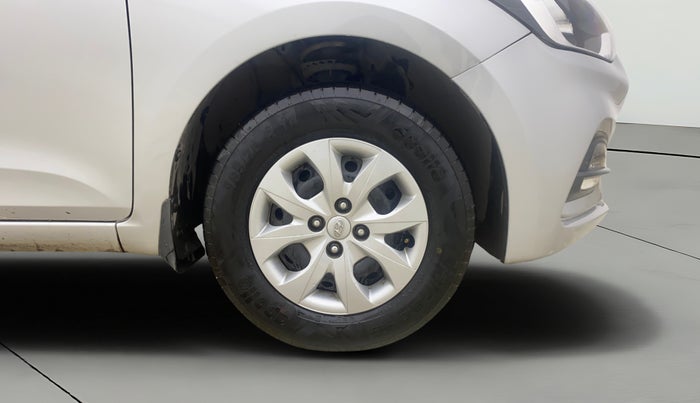 2018 Hyundai Elite i20 SPORTZ 1.2, Petrol, Manual, 29,976 km, Right Front Wheel