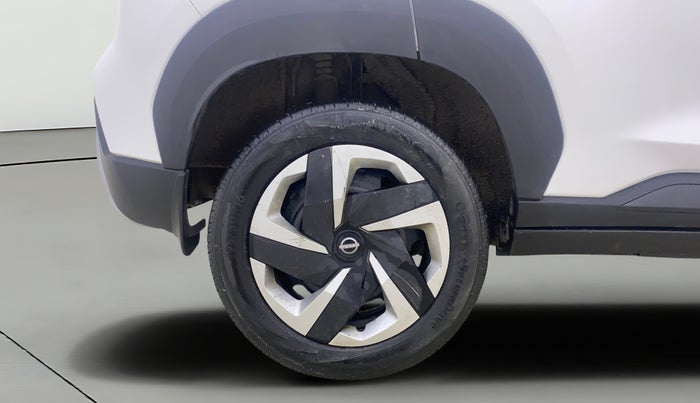 2021 Nissan MAGNITE XL TURBO CVT, Petrol, Automatic, 15,743 km, Right Rear Wheel