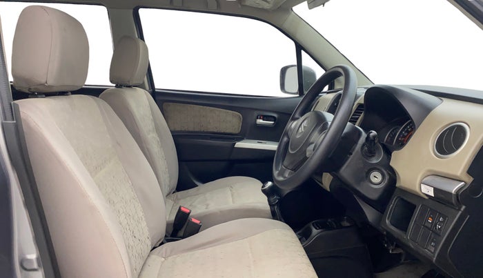 2014 Maruti Wagon R 1.0 VXI, Petrol, Manual, 70,435 km, Right Side Front Door Cabin