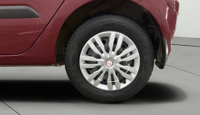 2016 Hyundai i10 SPORTZ 1.1, Petrol, Manual, 43,144 km, Left Rear Wheel