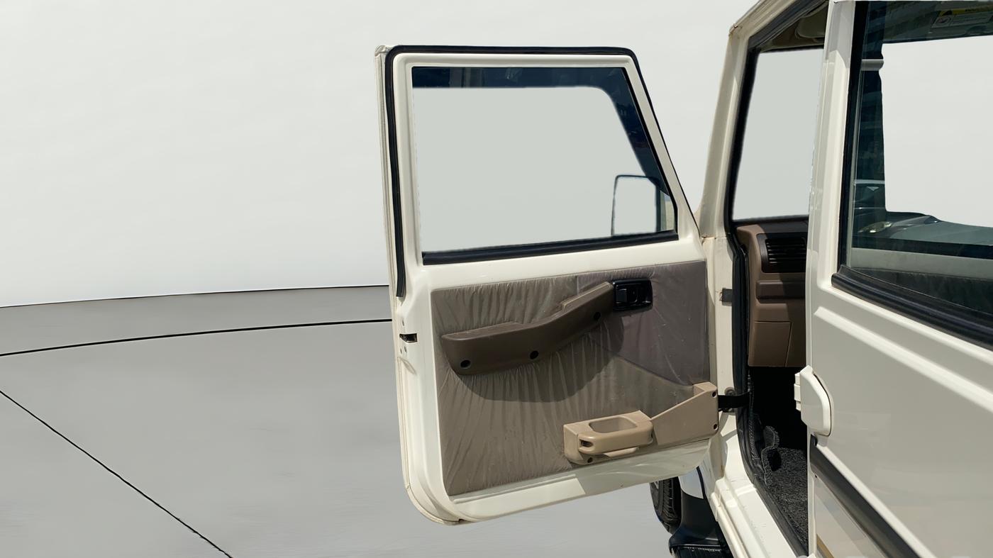 2023 Mahindra Bolero B6, Diesel, Manual, 35,428 km, LHS Front Door