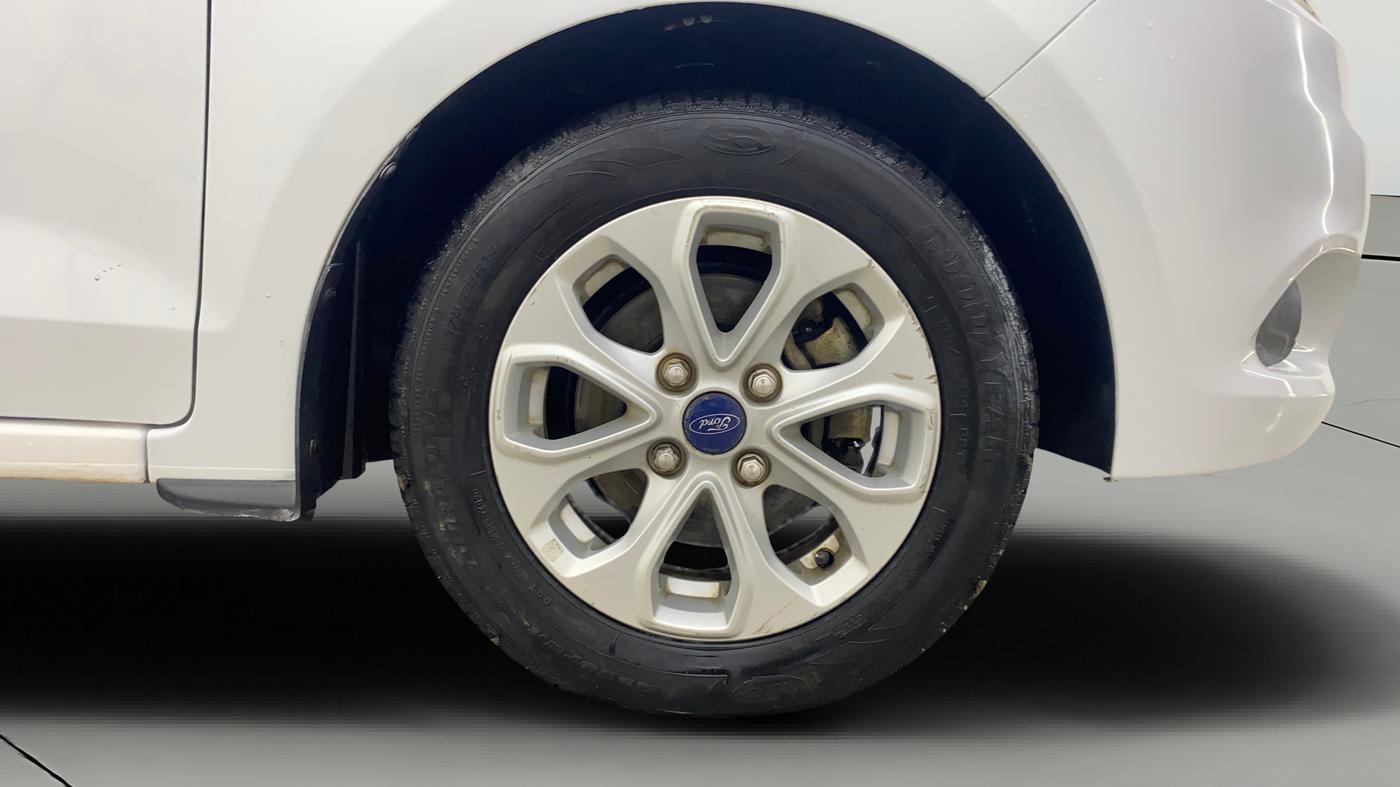 2016 Ford New Figo TITANIUM 1.5 PETROL AT, Petrol, Automatic, 51,020 km, Right Front Wheel