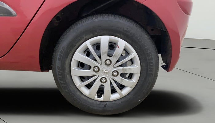 2015 Hyundai i10 SPORTZ 1.1, Petrol, Manual, 50,047 km, Left Rear Wheel