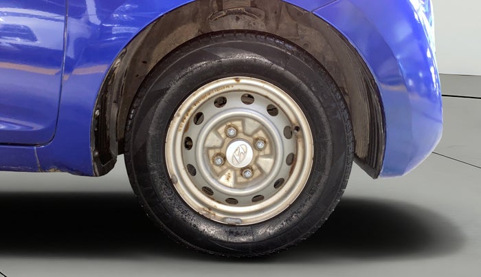 2014 Hyundai Eon D-LITE+, Petrol, Manual, 21,803 km, Right Front Wheel