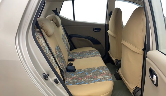 2013 Hyundai i10 SPORTZ 1.2, Petrol, Manual, 5,732 km, Right Side Rear Door Cabin