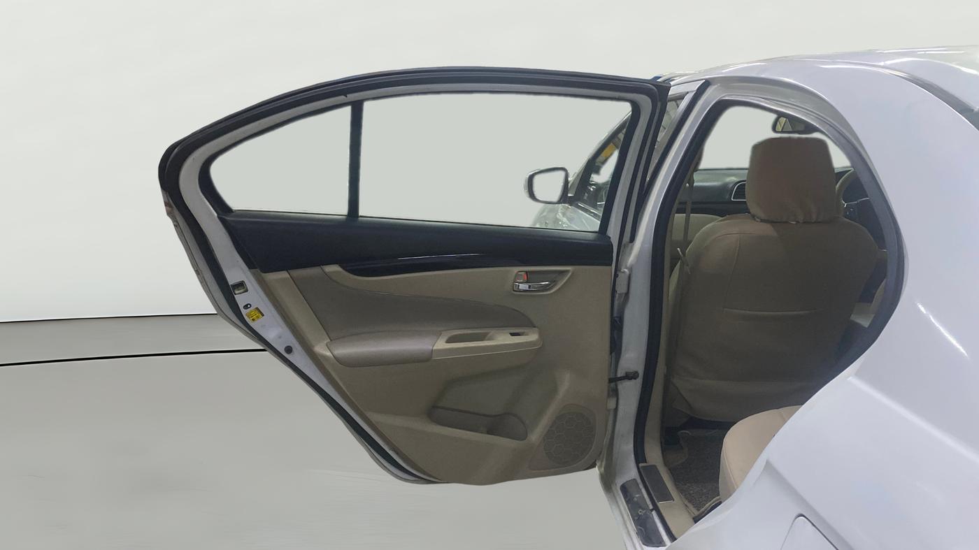 2017 Maruti Ciaz ALPHA DIESEL 1.3, Diesel, Manual, 87,000 km, LHS Rear Door