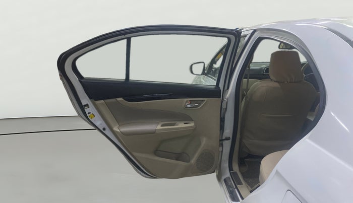 2017 Maruti Ciaz ALPHA DIESEL 1.3, Diesel, Manual, 86,235 km, LHS Rear Door