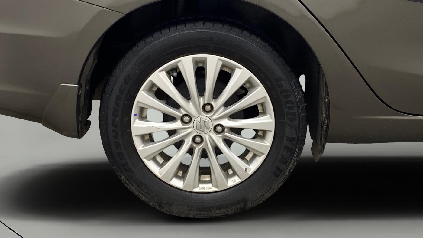 2021 Maruti Ciaz ZETA 1.5 SHVS MT PETROL, Petrol, Manual, 18,719 km, Right Rear Wheel