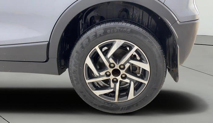 2022 Mahindra XUV300 W8 (O) 1.2 PETROL, Petrol, Manual, 46,114 km, Left Rear Wheel