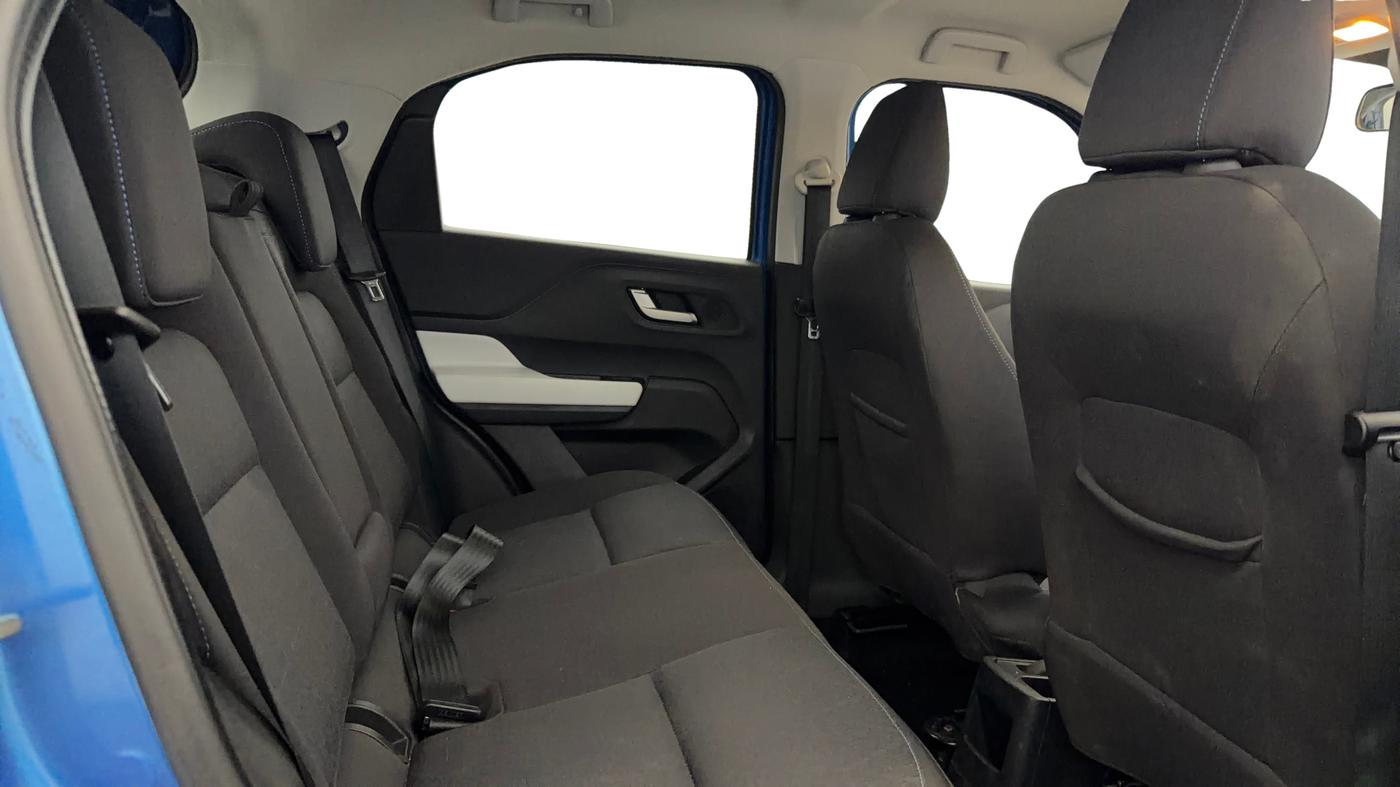 2023 Tata PUNCH CREATIVE  1.2 RTN DUAL TONE, Petrol, Manual, 28,441 km, Right Side Rear Door Cabin