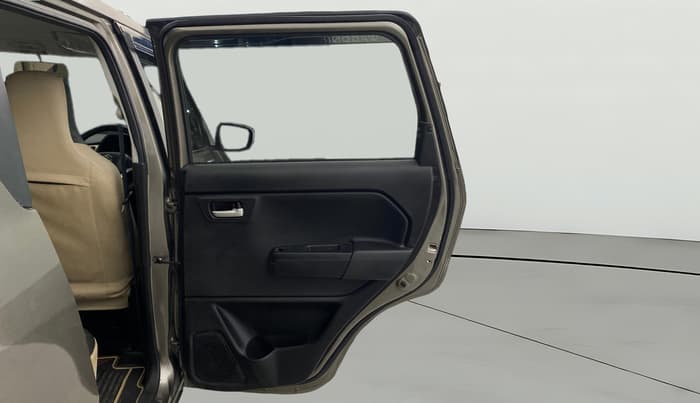 2020 Maruti New Wagon-R VXI (O) 1.2, Petrol, Manual, 34,079 km, RHS Rear Door