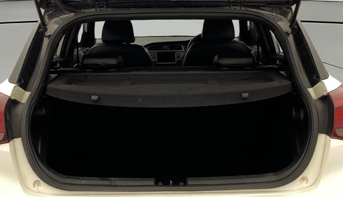 2020 Hyundai Elite i20 SPORTZ PLUS 1.2 DUAL TONE, Petrol, Manual, 23,522 km, Boot Open Zoomed View