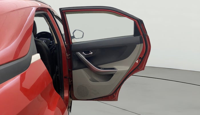 2018 Tata NEXON XZ PLUS DIESEL, Diesel, Manual, 93,890 km, RHS Rear Door