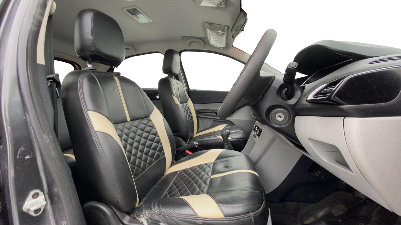 2020 Tata Tiago XZ PETROL, Petrol, Manual, 34,471 km, Right Side Front Door Cabin