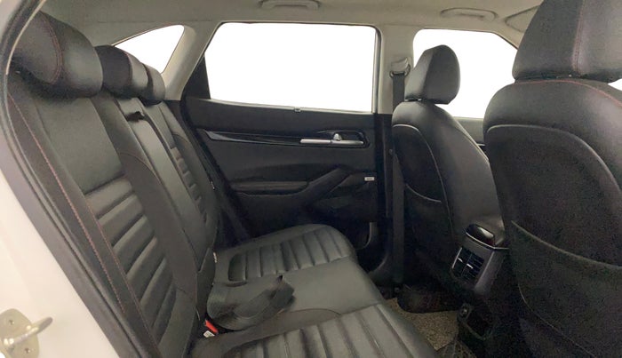 2021 KIA SELTOS GTX PLUS DCT 1.4 PETROL, Petrol, Automatic, 42,525 km, Right Side Rear Door Cabin