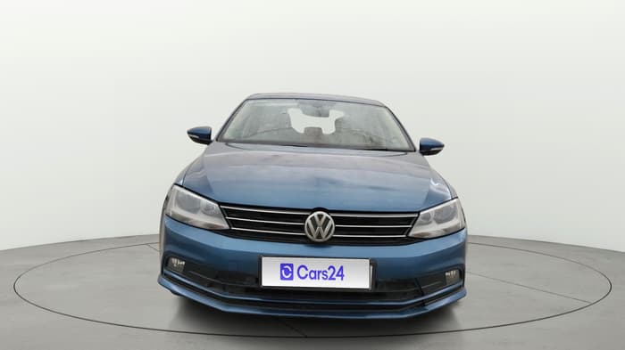 2015 Volkswagen Jetta COMFORTLINE TSI, Petrol, Manual, 1,07,243 km, Front