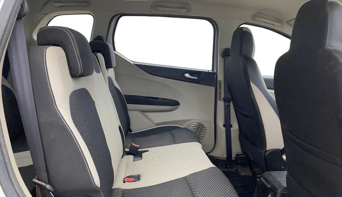 2019 Renault TRIBER RXZ, Petrol, Manual, 64,351 km, Right Side Rear Door Cabin