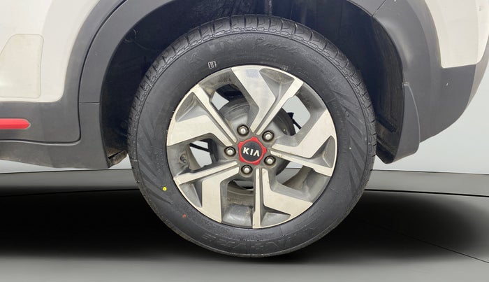 2021 KIA SONET GTX PLUS 1.5 AT, Diesel, Automatic, 51,173 km, Left Rear Wheel