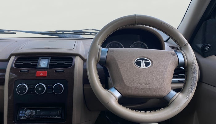 2013 Tata Safari Storme 2.2 VX 4X2, Diesel, Manual, 1,06,044 km, Steering Wheel Close Up