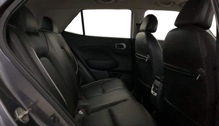 2020 Hyundai VENUE S 1.2, Petrol, Manual, 19,029 km, Right Side Rear Door Cabin