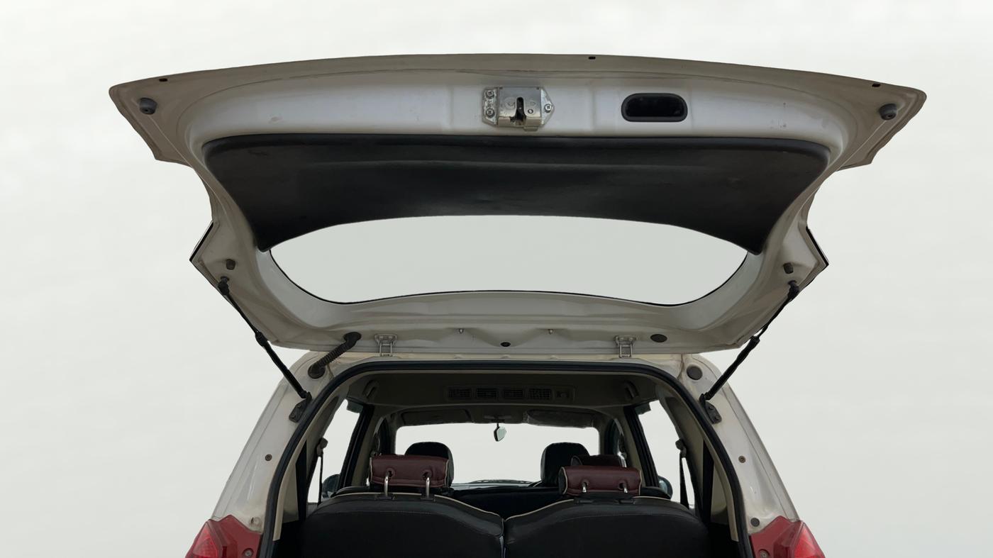 2017 Maruti Ertiga VXI, Petrol, Manual, 38,028 km, Boot Door Open