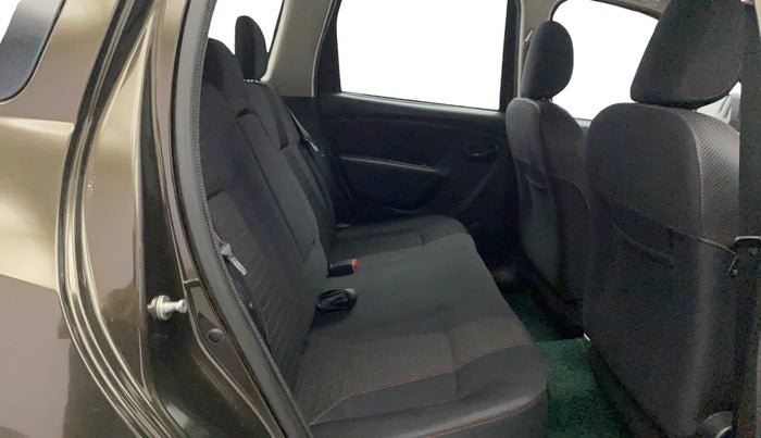 2017 Renault Duster 85 PS RXS MT DIESEL, Diesel, Manual, 1,40,934 km, Right Side Rear Door Cabin