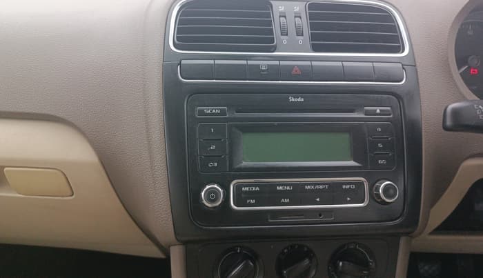 2013 Skoda Rapid AMBITION 1.6 MPI MT, Petrol, Manual, 34,801 km, Air Conditioner