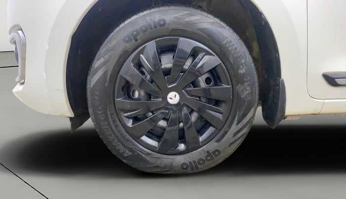 2021 Maruti Swift VXI AMT, Petrol, Automatic, 14,413 km, Left Front Wheel