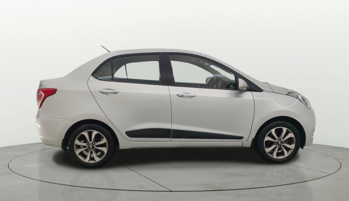 2016 Hyundai Xcent SX 1.2 (O), Petrol, Manual, 38,314 km, Right Side View