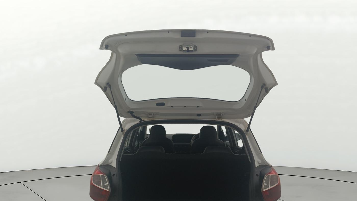 2022 Hyundai GRAND I10 NIOS MAGNA CORPORATE EDITION 1.2 KAPPA VTVT, Petrol, Manual, 35,877 km, Boot Door Open