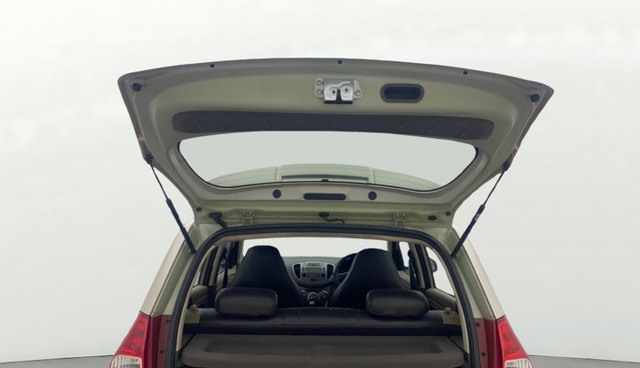 2012 Hyundai i10 SPORTZ 1.2, Petrol, Manual, 62,134 km, Boot Door Open