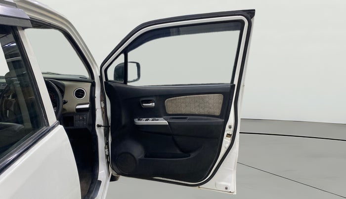 2015 Maruti Wagon R 1.0 VXI, Petrol, Manual, 80,814 km, RHS Front Door