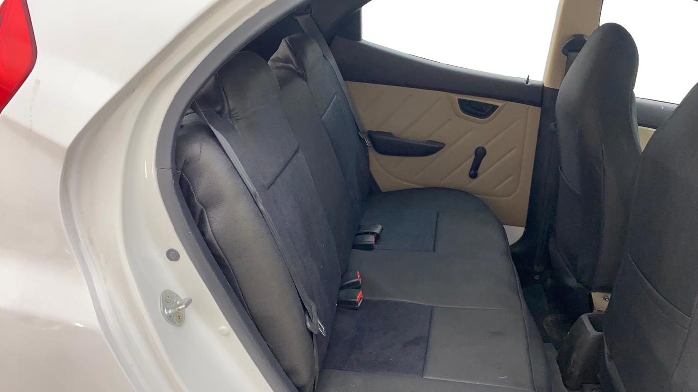 2018 Hyundai Eon ERA +, Petrol, Manual, 32,249 km, Right Side Rear Door Cabin
