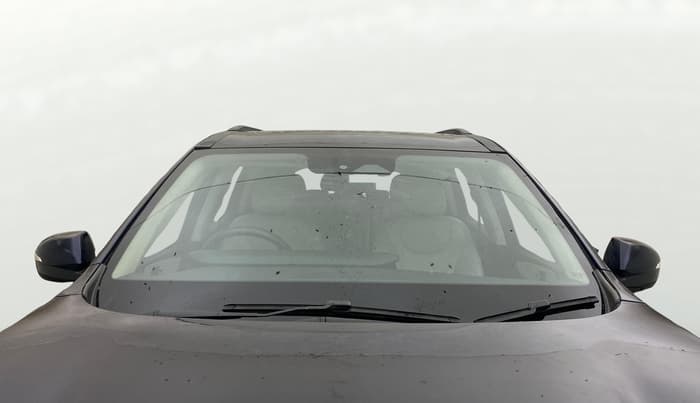 2022 Mahindra XUV700 AX 7 P AT 7 STR, Petrol, Automatic, 78,909 km, Front Windshield