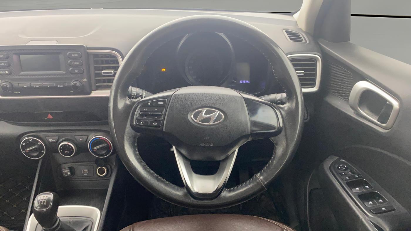 2019 Hyundai VENUE S 1.2, CNG, Manual, 61,737 km, Steering Wheel Close Up