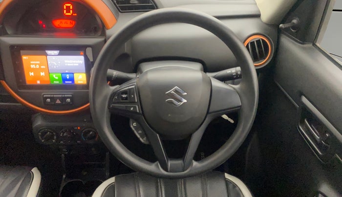 2020 Maruti S PRESSO VXI PLUS AMT, Petrol, Automatic, 25,092 km, Steering Wheel Close Up