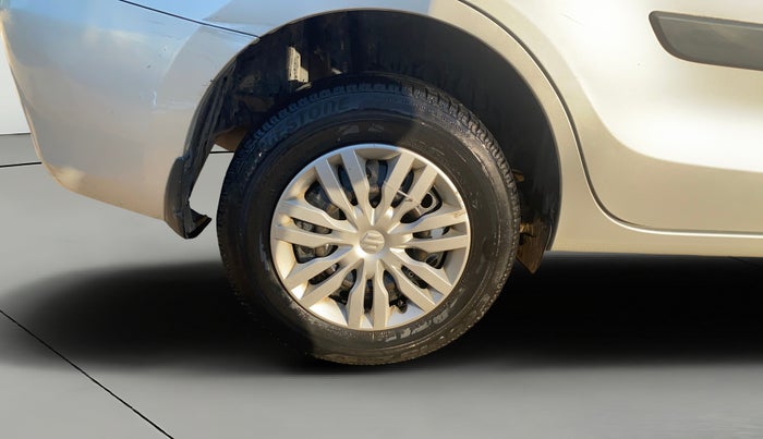 2019 Maruti Dzire VXI AMT, Petrol, Automatic, 64,895 km, Right Rear Wheel