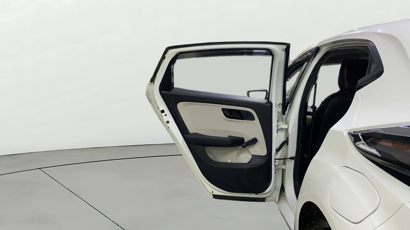 2021 Tata ALTROZ XE PLUS PETROL, Petrol, Manual, 24,791 km, LHS Rear Door
