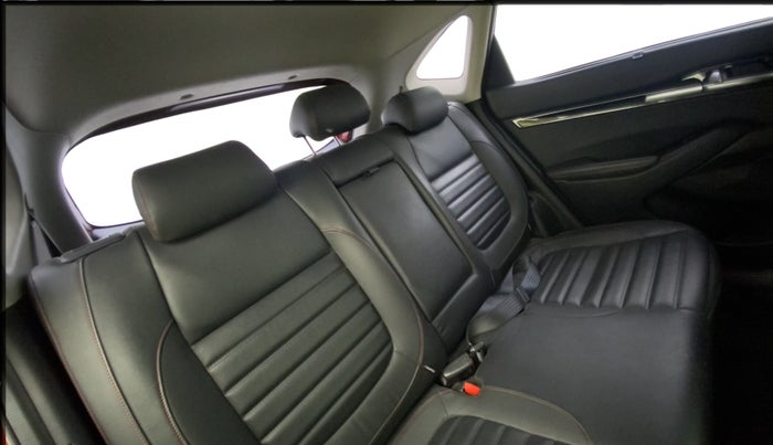 2019 KIA SELTOS GTK 1.4 PETROL, Petrol, Manual, 79,617 km, Right Side Rear Door Cabin