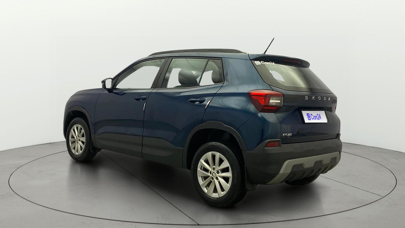 2025 Skoda Kylaq Signature, Petrol, Manual, 11,585 km, Left Back Diagonal