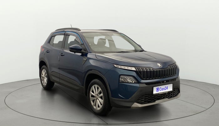 2025 Skoda Kylaq Signature, Petrol, Manual, 6,138 km, Right Front Diagonal