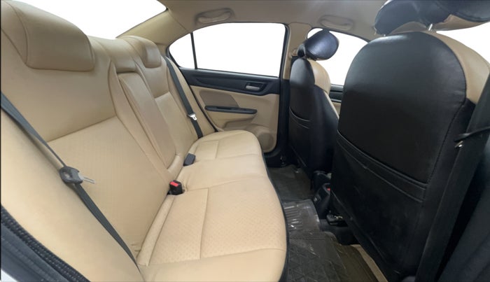 2019 Honda Amaze 1.2L I-VTEC V CVT, Petrol, Automatic, 55,459 km, Right Side Rear Door Cabin